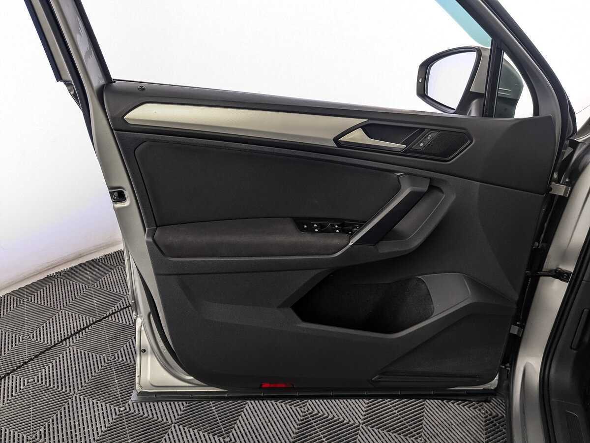 Купить Volkswagen Tiguan, 2019, 70 206 км, фото №15