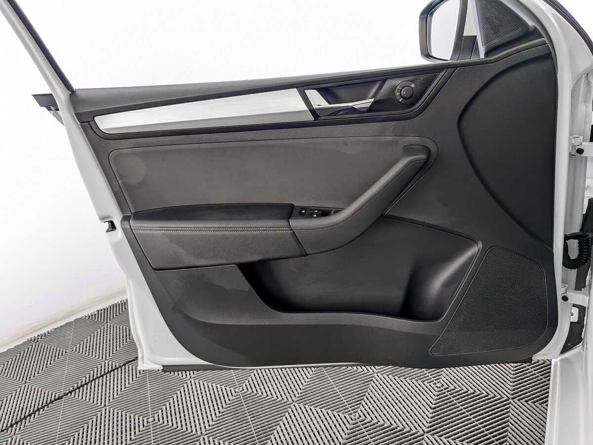 Купить Skoda Rapid, 2019, 48 213 км, фото №15