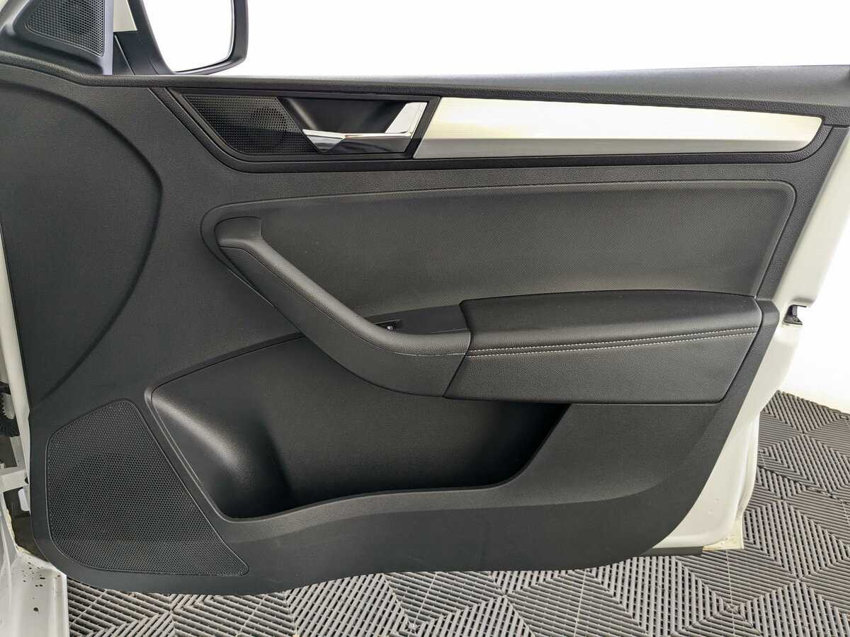 Купить Skoda Rapid, 2019, 75 260 км, фото №16