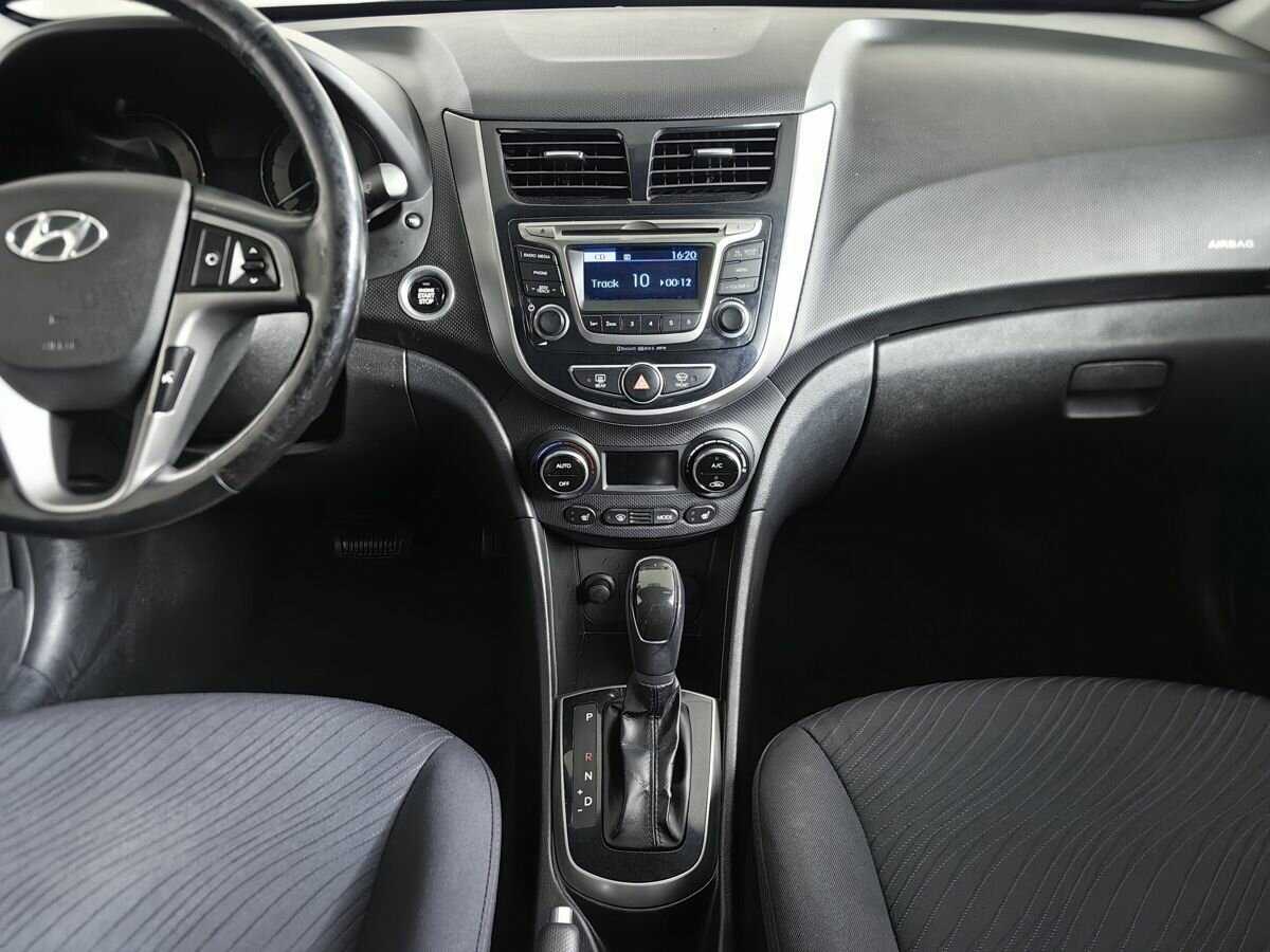 Купить Hyundai Solaris, 2014, 99 339 км, фото №11