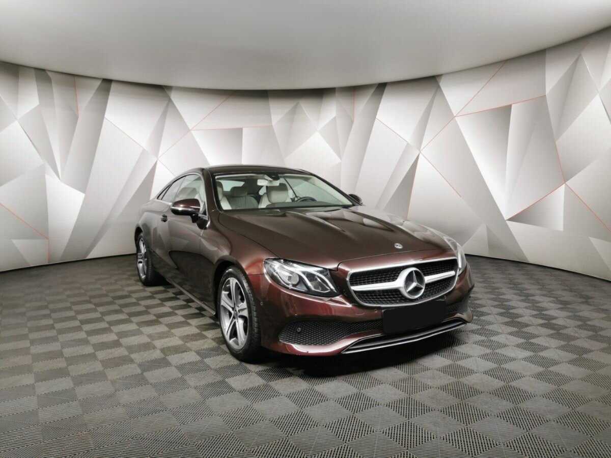 Mercedes-Benz E-Класс