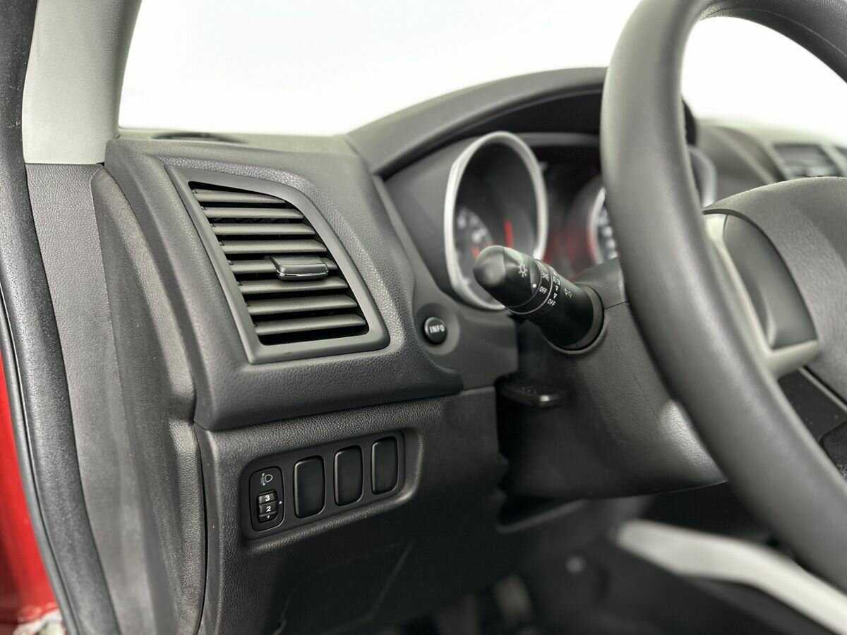 Купить Mitsubishi ASX, 2013, 105 100 км, фото №9