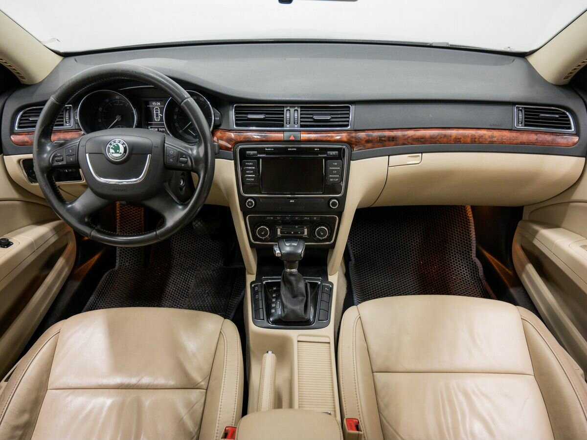 Купить Skoda Superb, 2012, 288 337 км, фото №11