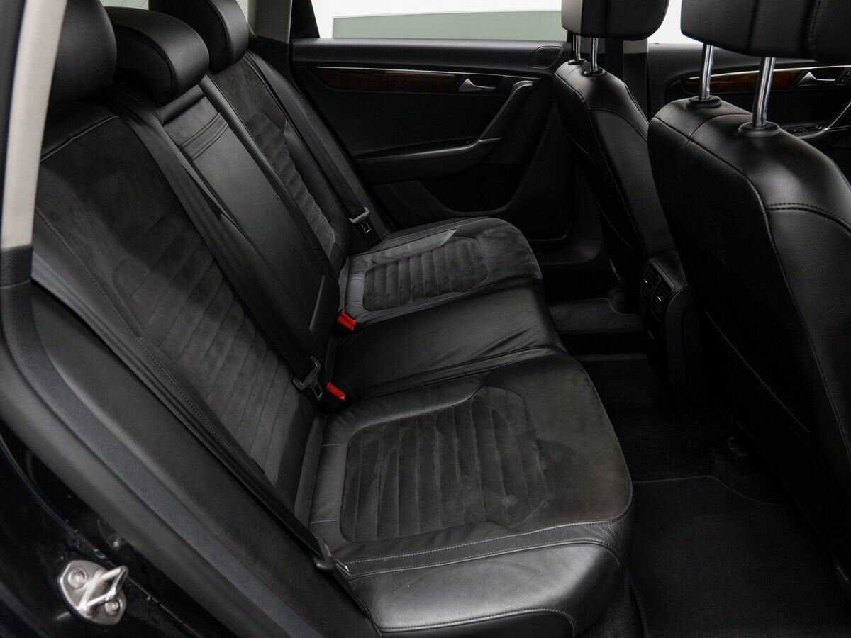Купить Volkswagen Passat, 2012, 176 000 км, фото №9