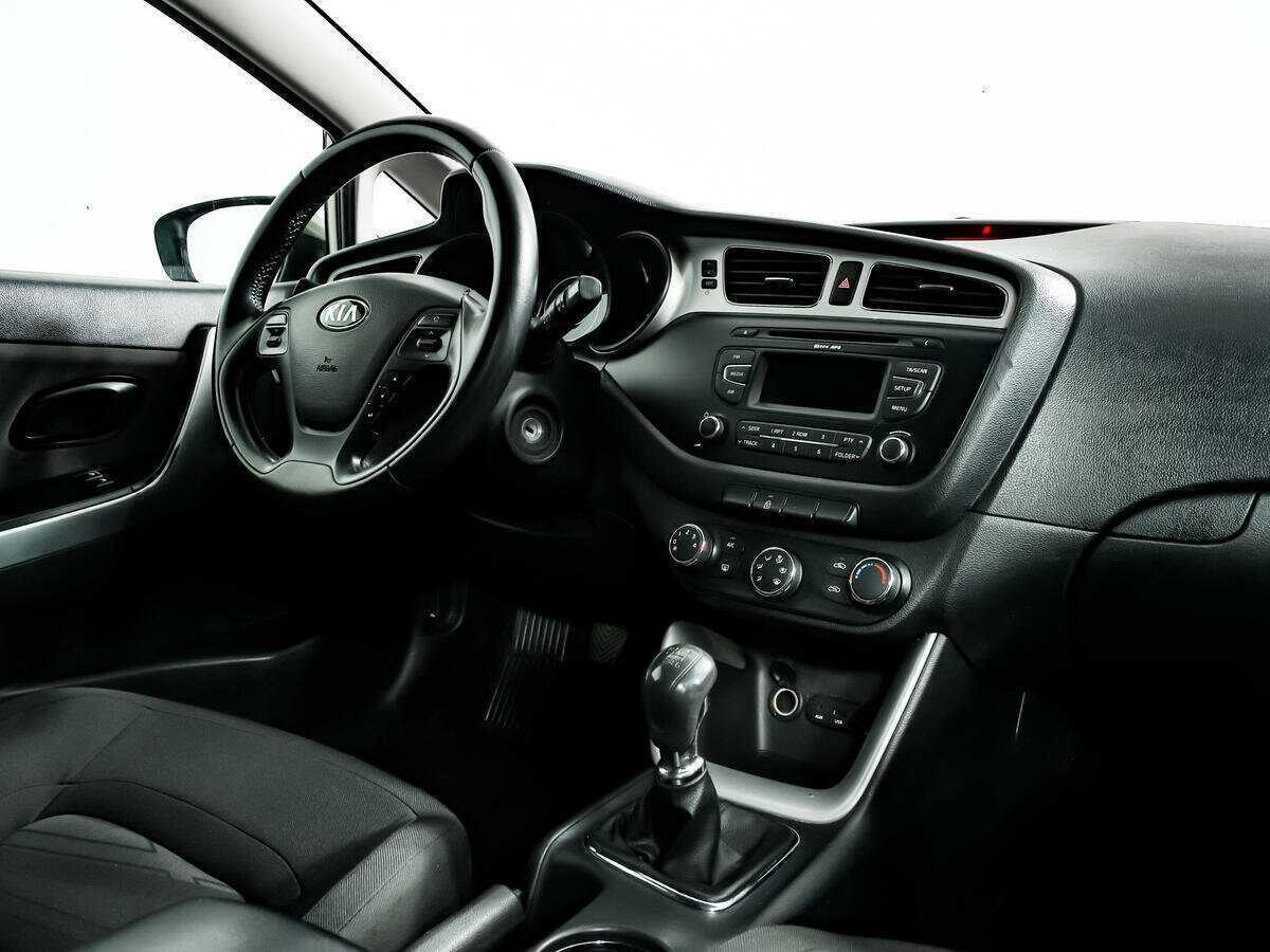 Купить Kia Ceed, 2014, 155 780 км, фото №9