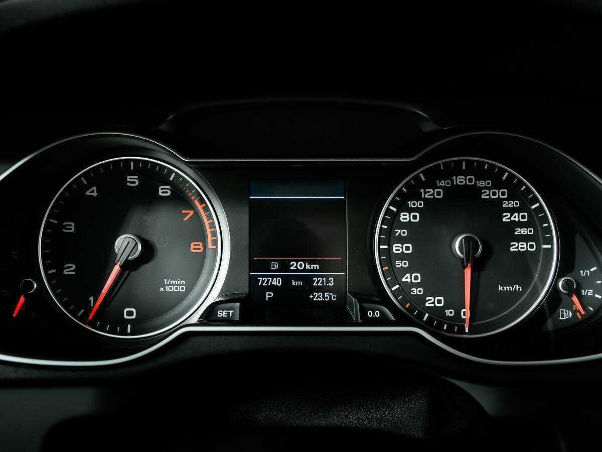 Купить Audi A4, 2014, 72 730 км, фото №9