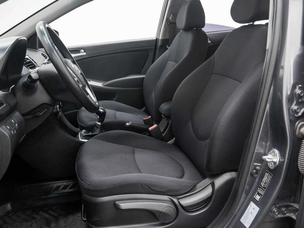 Купить Hyundai Solaris, 2016, 49 593 км, фото №15