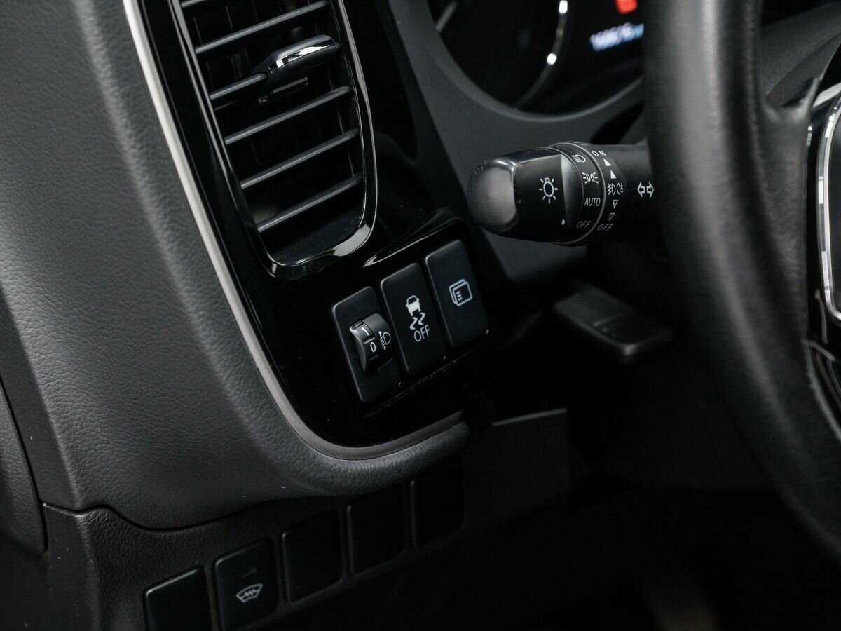 Купить Mitsubishi Outlander, 2016, 168 000 км, фото №18