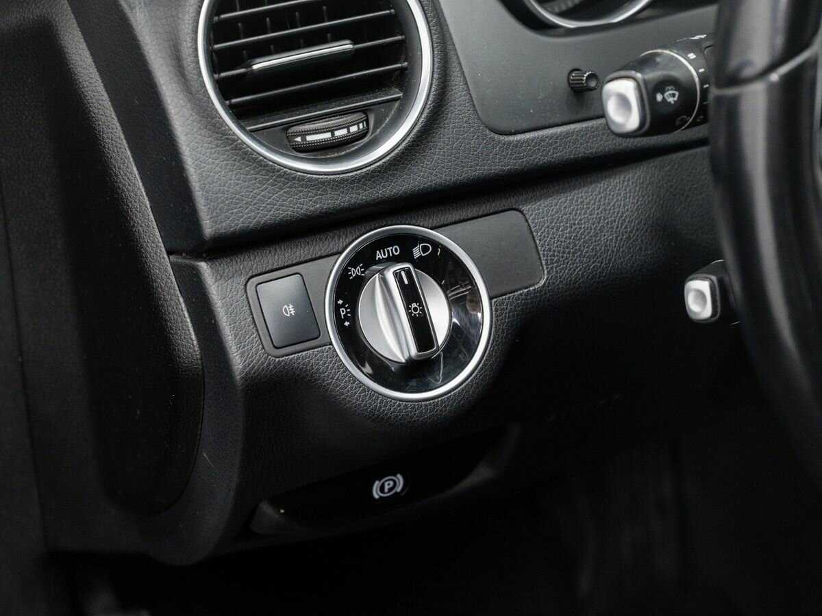 Купить Mercedes-Benz C-Класс 180, 2013, 173 000 км, фото №16