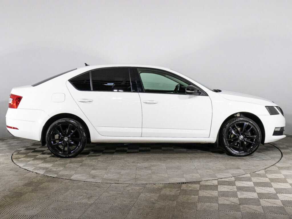 Купить Skoda Octavia, 2018, 76 083 км, фото №4