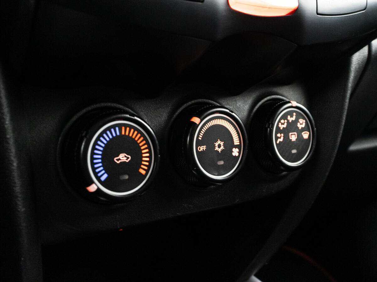 Купить Mitsubishi ASX, 2012, 204 701 км, фото №15