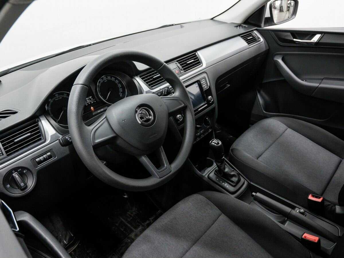 Купить Skoda Rapid, 2019, 60 000 км, фото №14