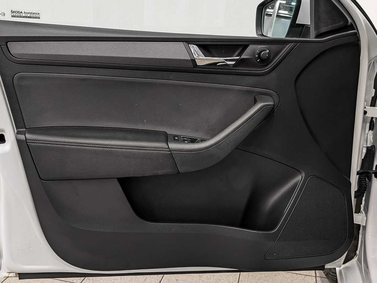 Купить Skoda Rapid, 2020, 75 405 км, фото №17