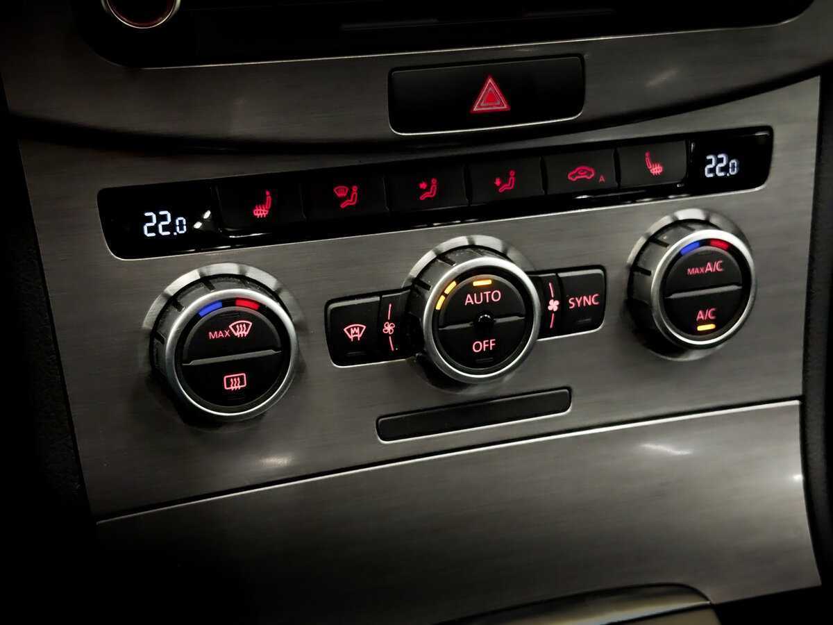 Купить Volkswagen Passat, 2012, 160 788 км, фото №23