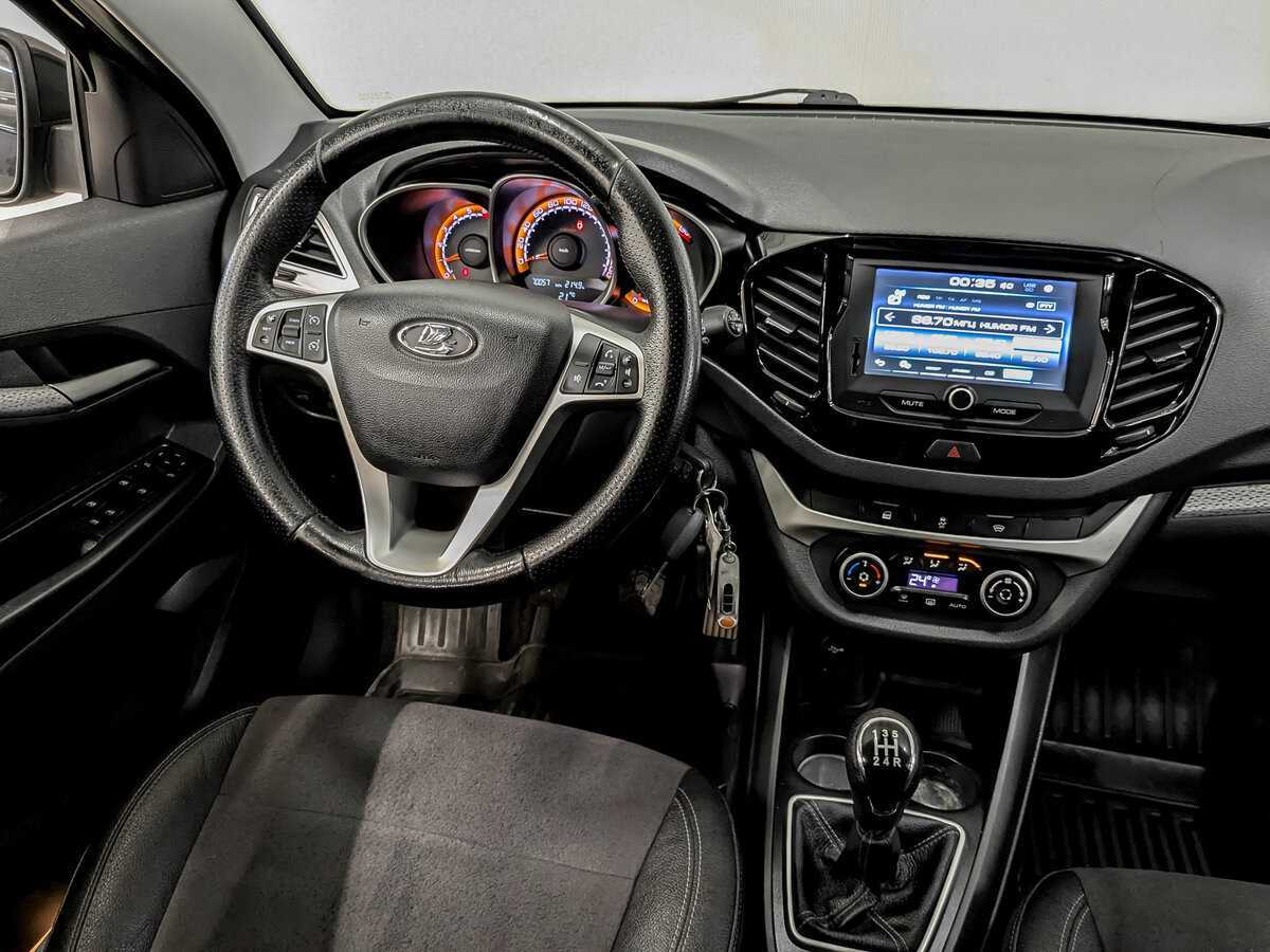 Купить Lada (ВАЗ) Vesta SW Cross, 2019, 70 048 км, фото №27