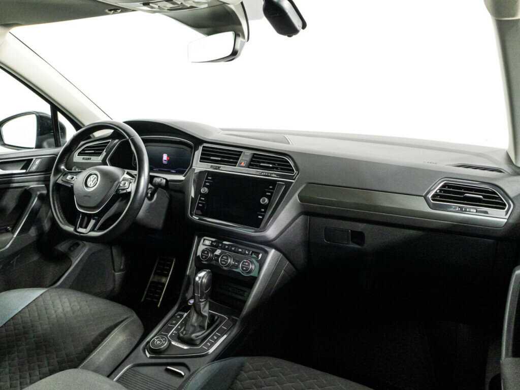 Купить Volkswagen Tiguan, 2019, 116 996 км, фото №9
