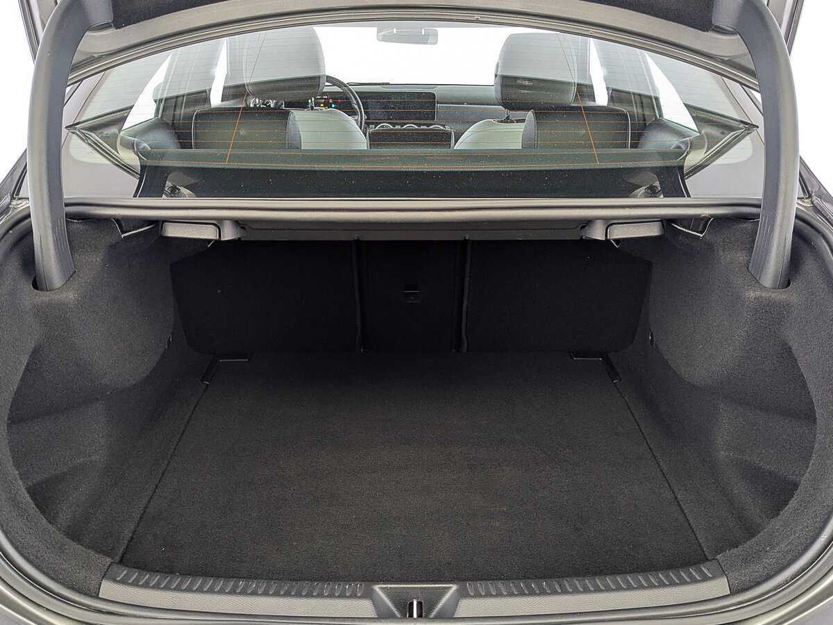 Купить Mercedes-Benz A-Класс 200, 2019, 76 134 км, фото №10