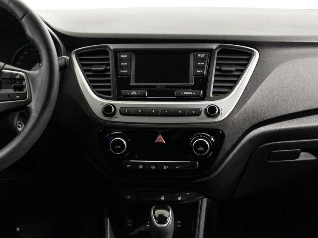 Купить Hyundai Solaris, 2017, 64 830 км, фото №14