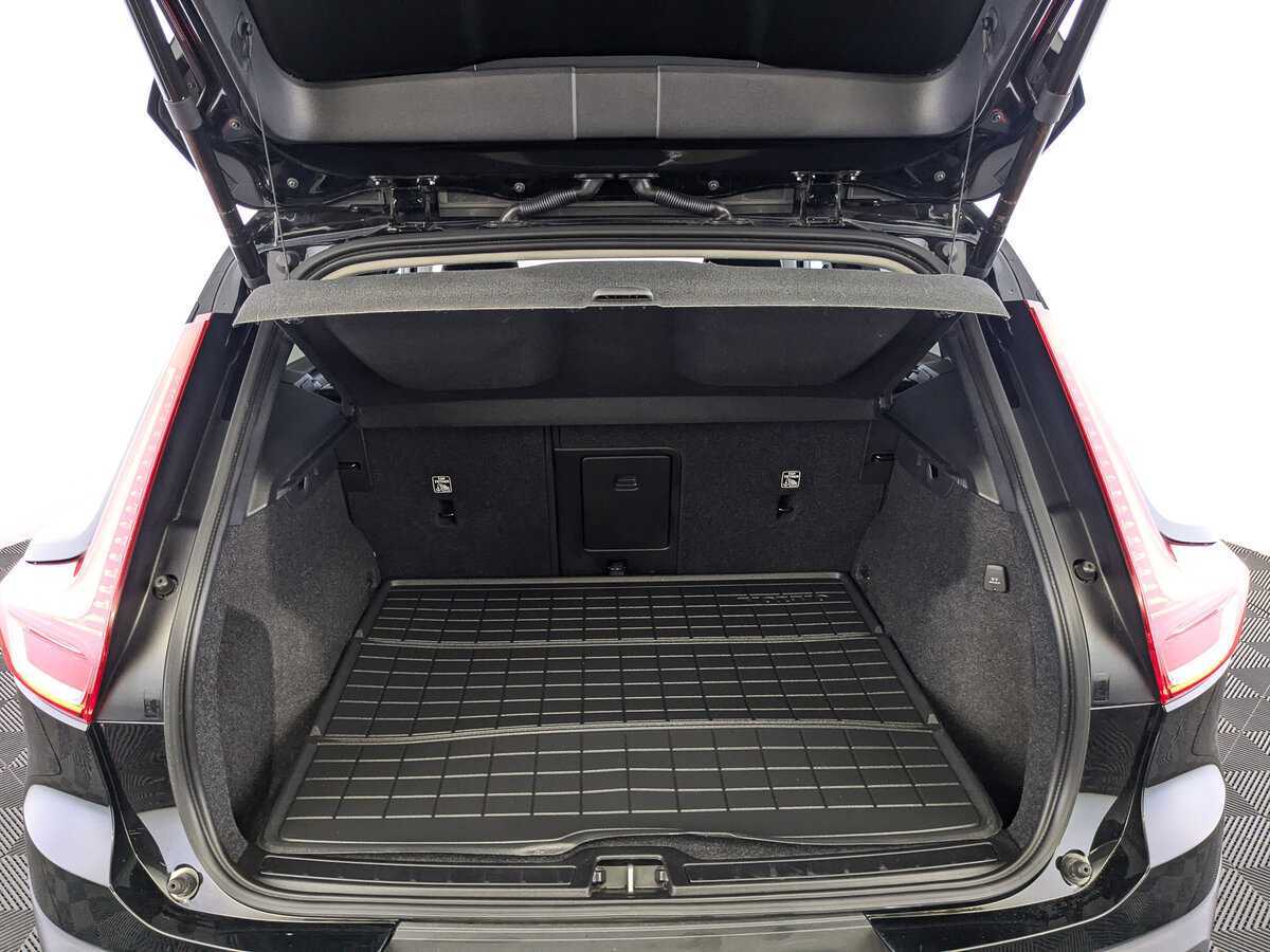 Купить Volvo XC40, 2021, 66 788 км, фото №10