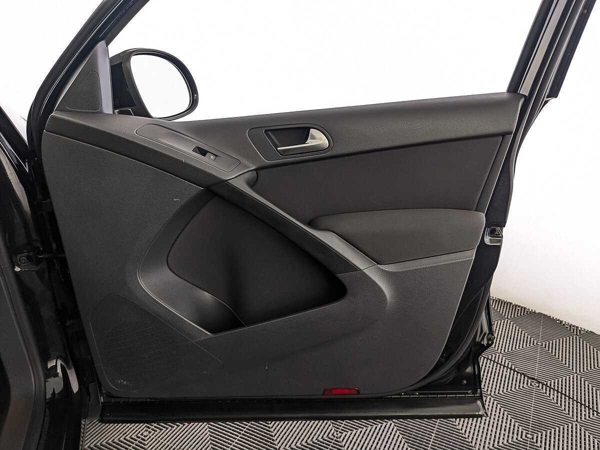 Купить Volkswagen Tiguan, 2015, 88 775 км, фото №24