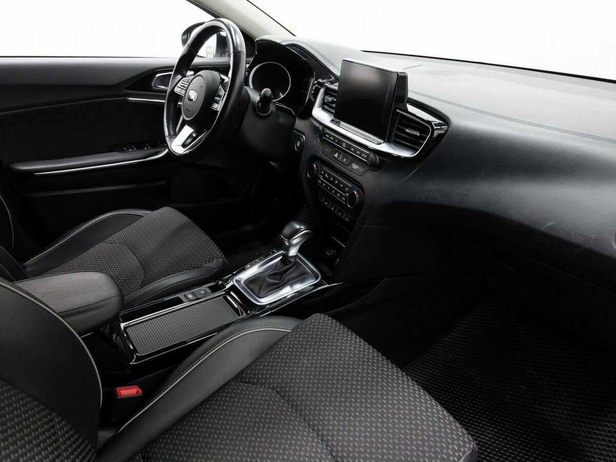 Купить Kia Ceed, 2018, 72 000 км, фото №11