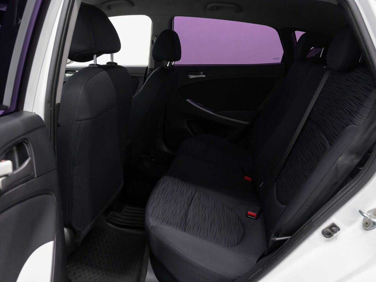 Купить Hyundai Solaris, 2015, 244 000 км, фото №9