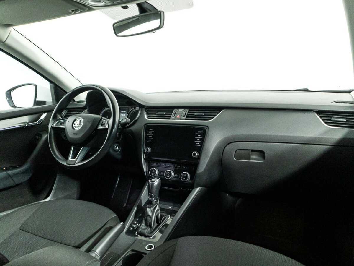 Купить Skoda Octavia, 2017, 119 479 км, фото №9