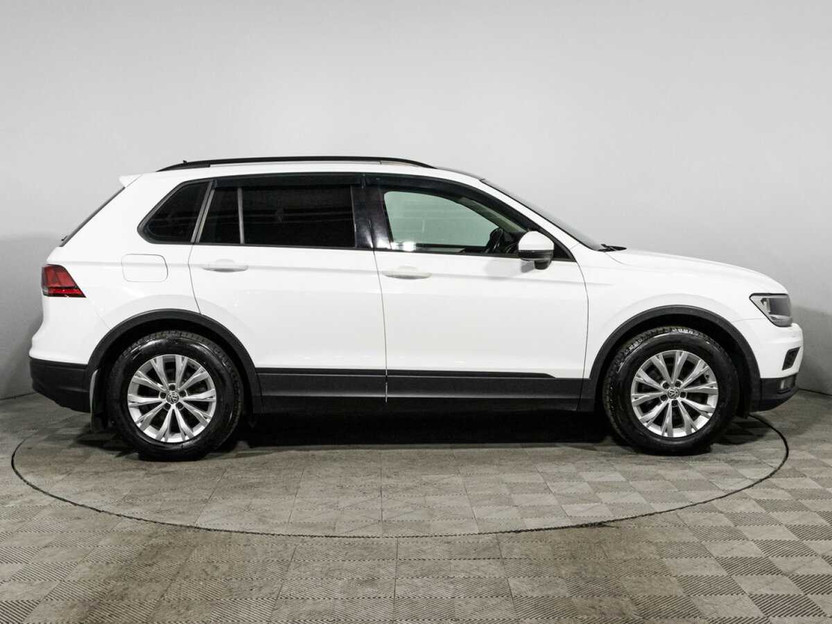Купить Volkswagen Tiguan, 2018, 145 890 км, фото №4