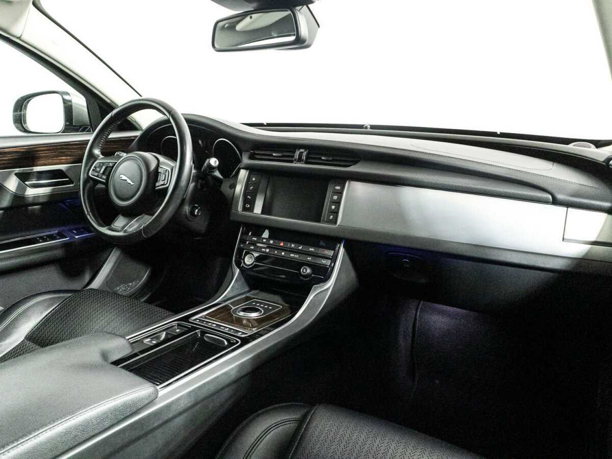 Купить Jaguar XF, 2016, 59 128 км, фото №9