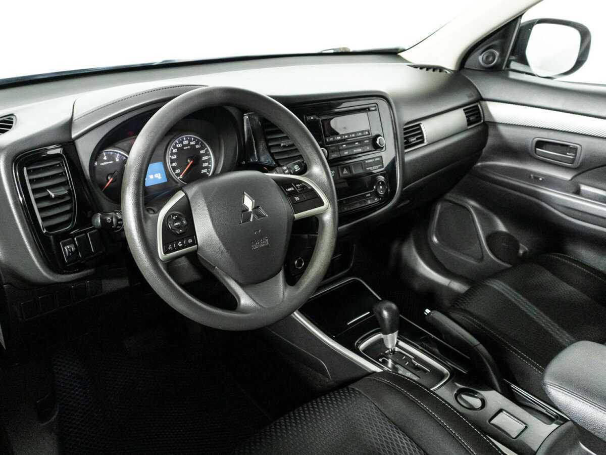Купить Mitsubishi Outlander, 2018, 122 146 км, фото №11