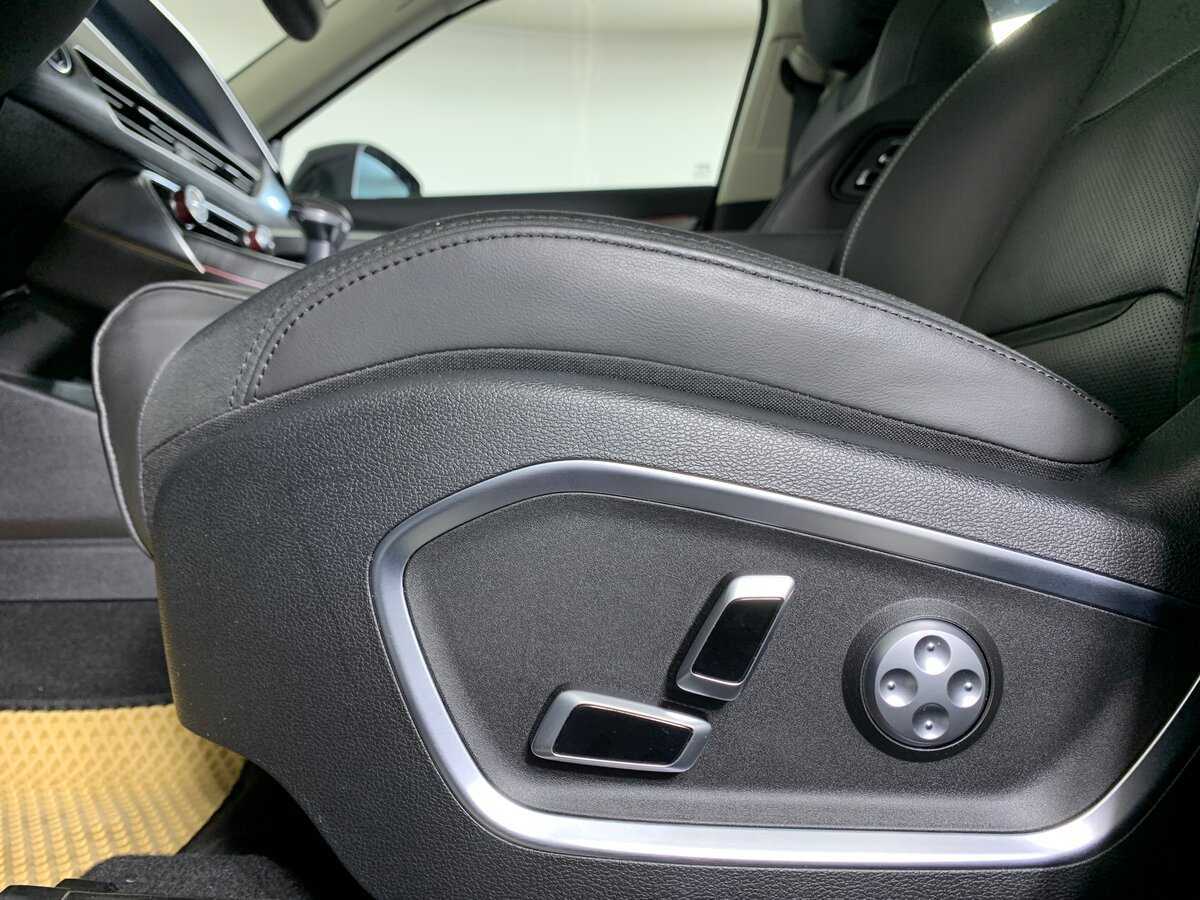 Купить Geely Tugella, 2021, 44 500 км, фото №17