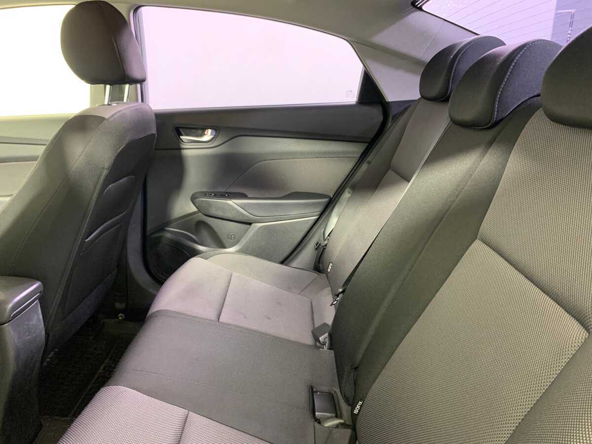 Купить Hyundai Solaris, 2018, 45 142 км, фото №19