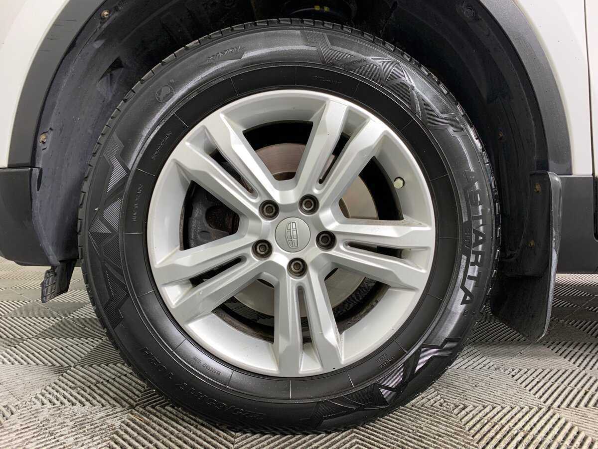 Купить Geely Atlas, 2018, 134 625 км, фото №9