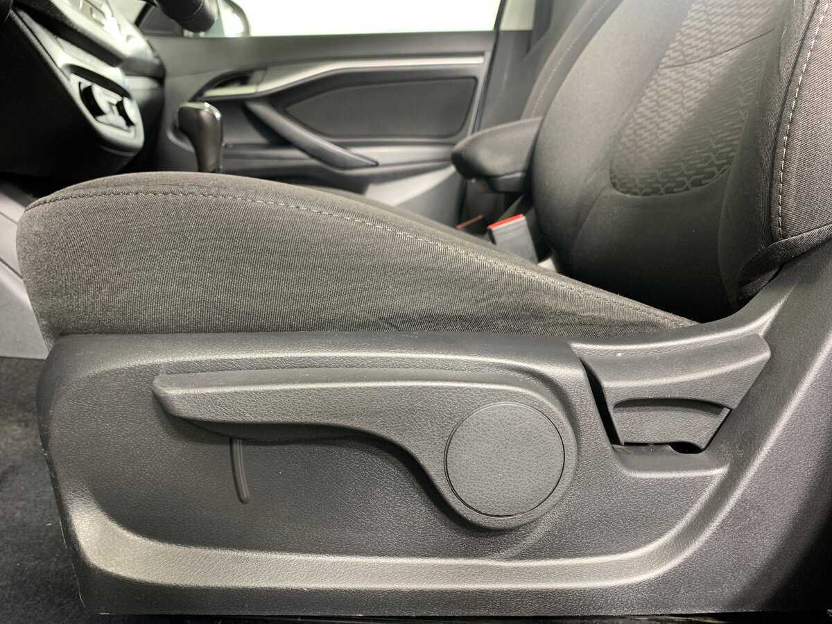 Купить Lada (ВАЗ) Vesta SW, 2019, 160 004 км, фото №17