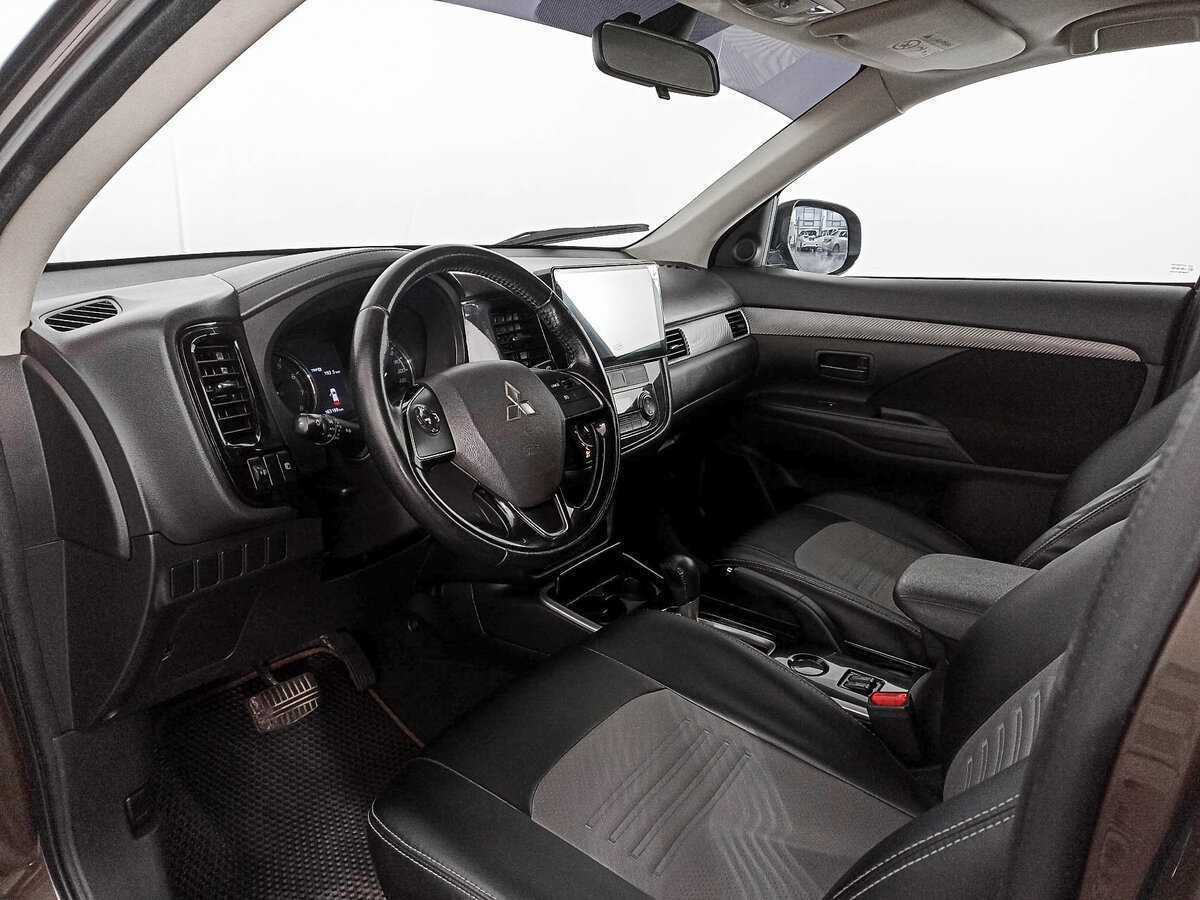 Купить Mitsubishi Outlander, 2018, 163 179 км, фото №15