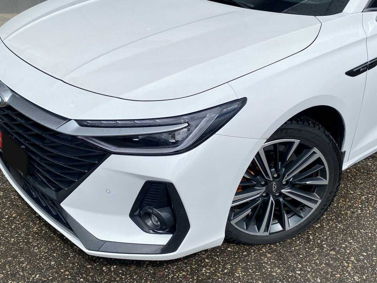 Chery Arrizo 8