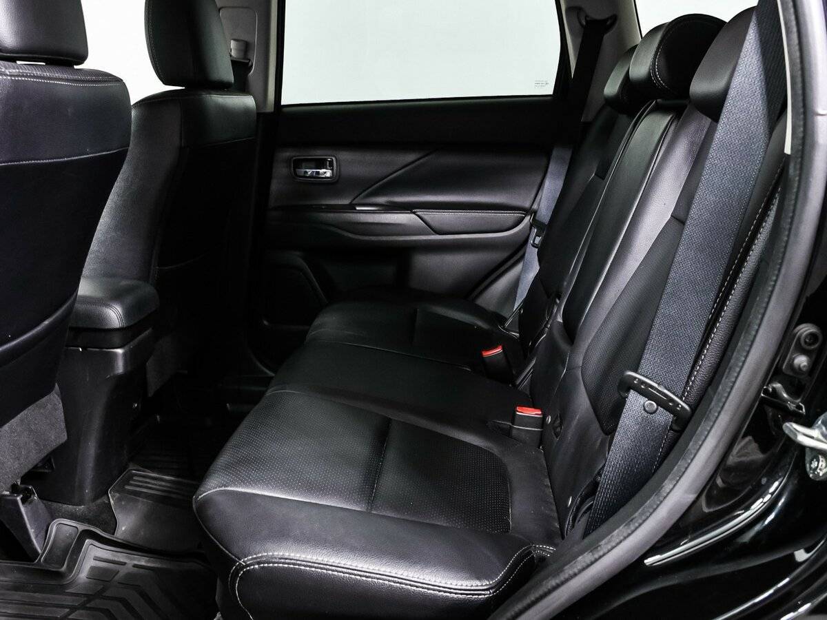 Купить Mitsubishi Outlander, 2018, 38 812 км, фото №12