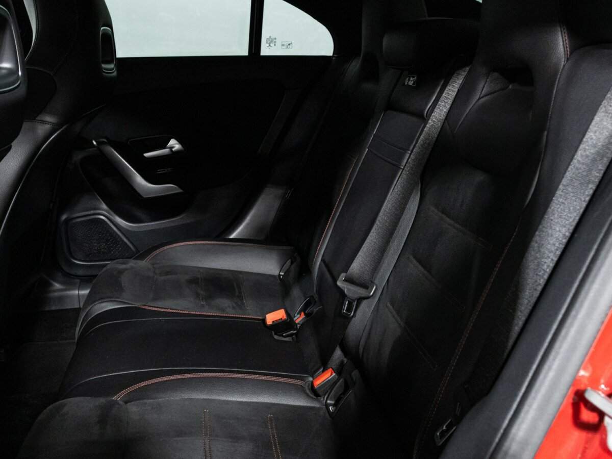 Купить Mercedes-Benz CLA 200, 2019, 124 683 км, фото №10