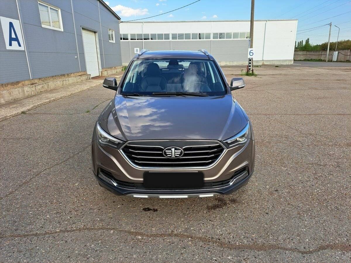 FAW Besturn X40