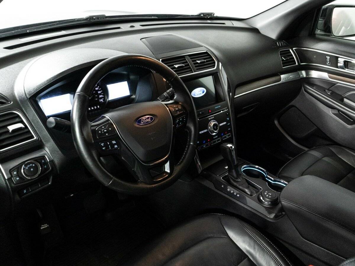 Купить Ford Explorer, 2017, 172 022 км, фото №9