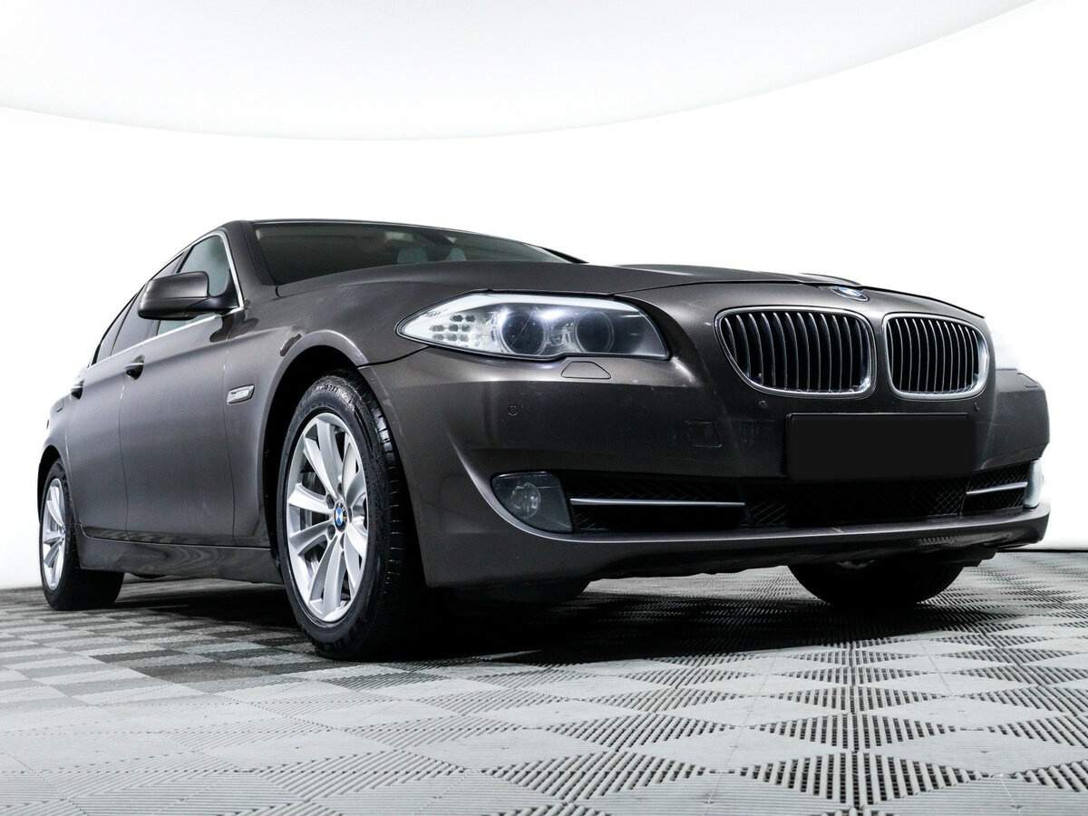Купить BMW 5 серии 528i, 2012, 266 386 км, фото №18