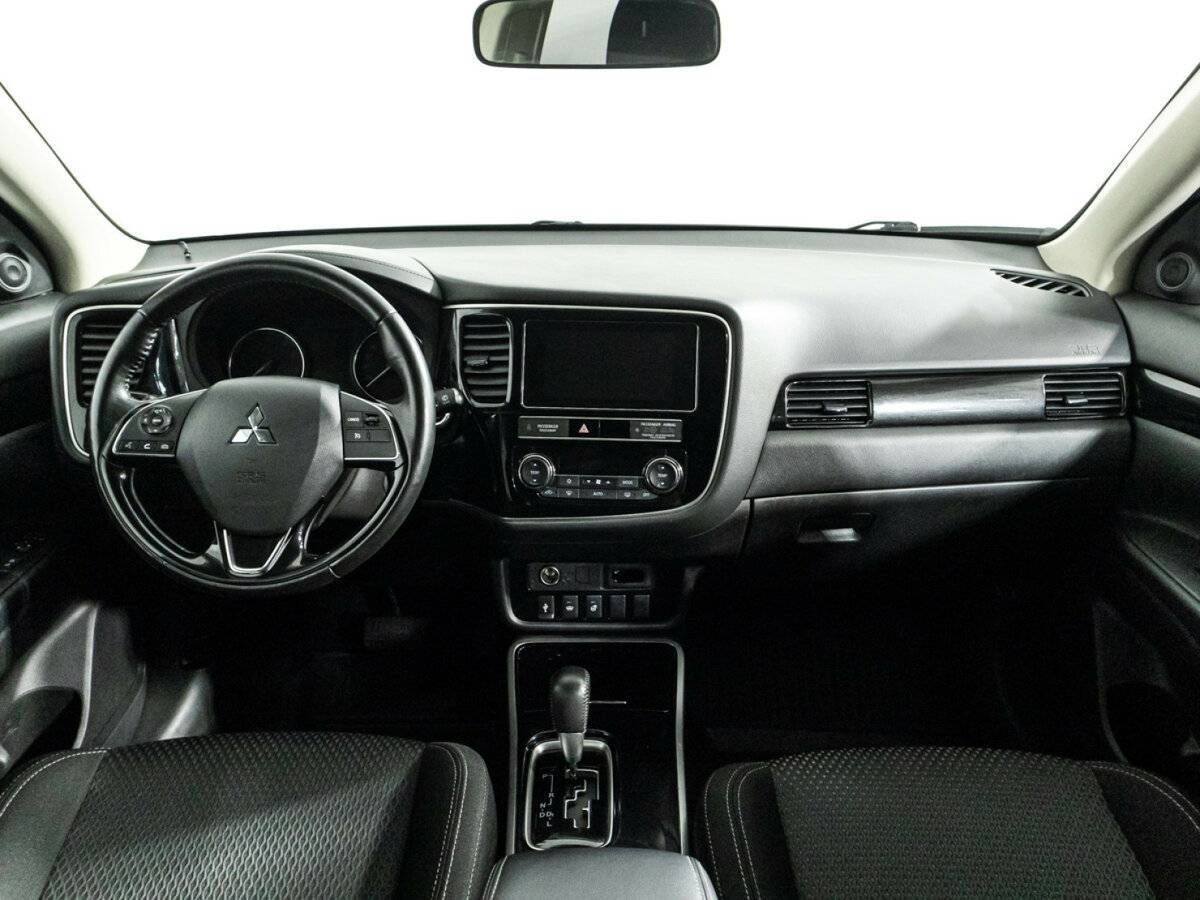 Купить Mitsubishi Outlander, 2018, 70 460 км, фото №13