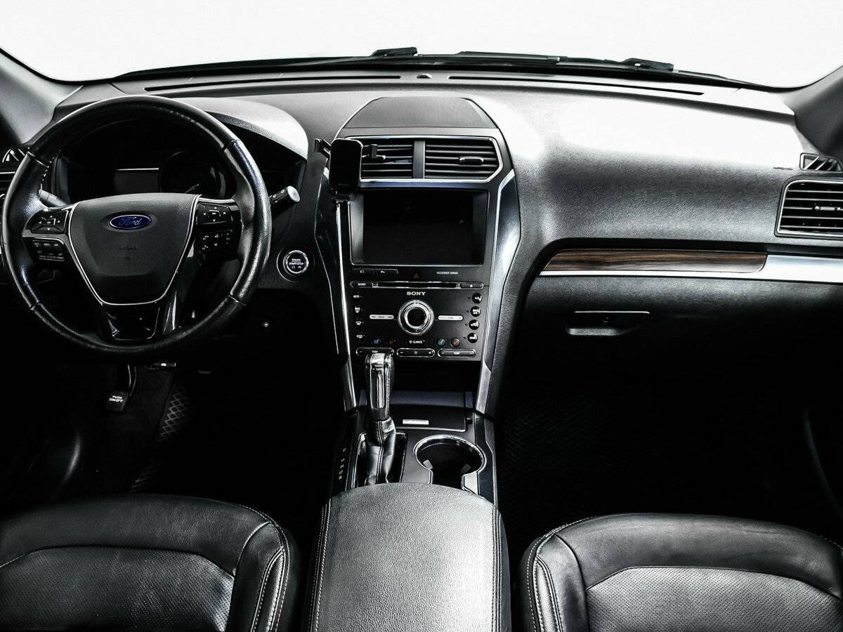 Купить Ford Explorer, 2018, 142 098 км, фото №11