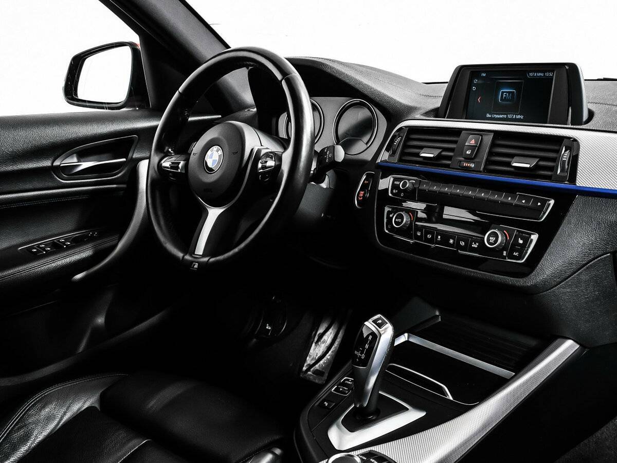 Купить BMW 1 серии 118i, 2018, 89 400 км, фото №9