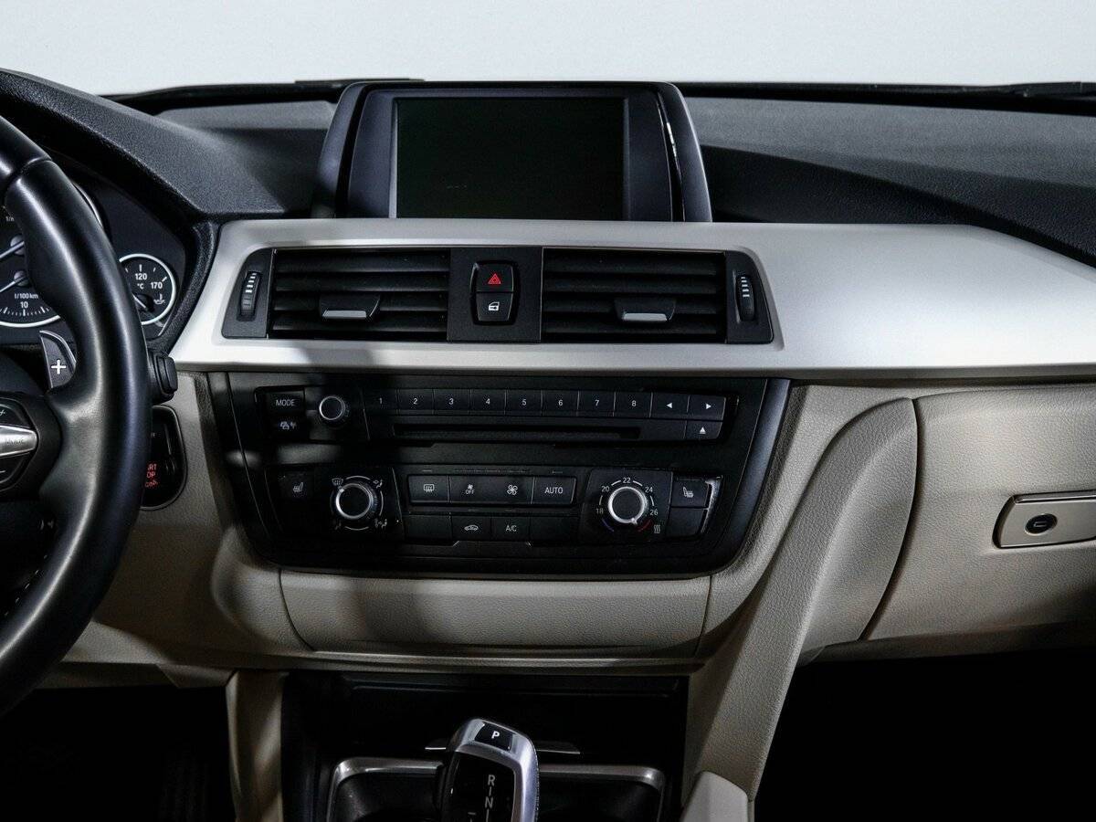 Купить BMW 3 серии 320i, 2013, 189 829 км, фото №11