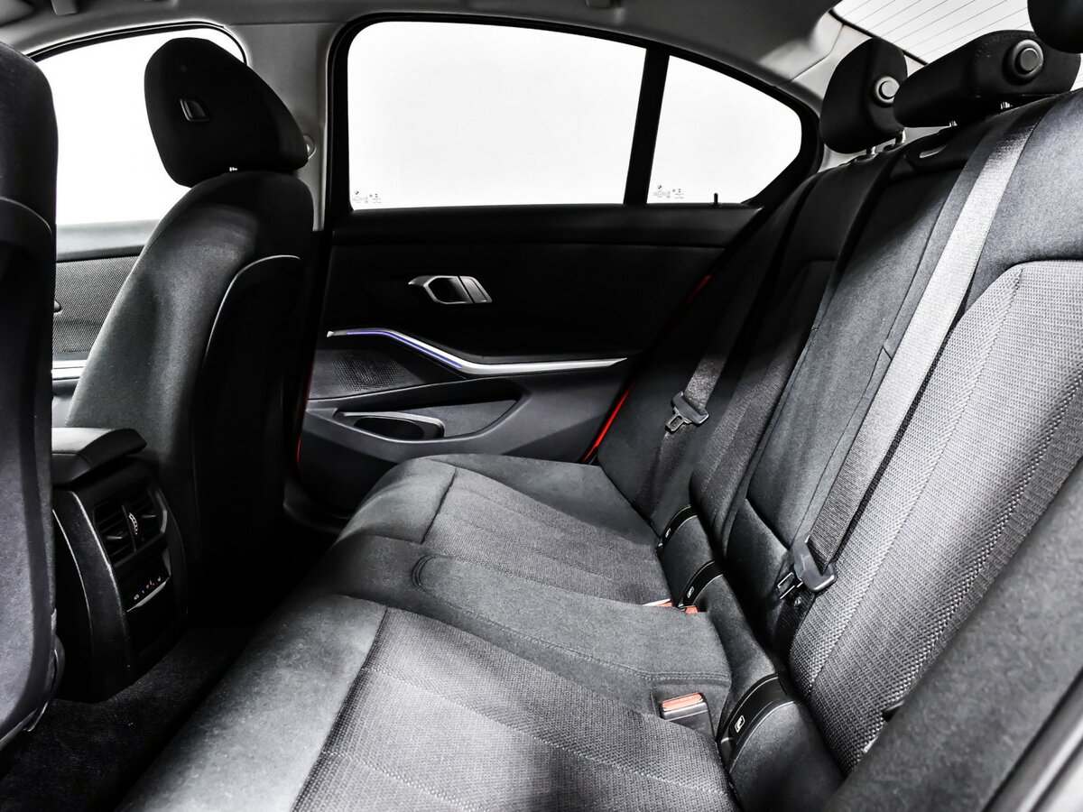 Купить BMW 3 серии 318d VII (G2x), 2019, 80 157 км, фото №10