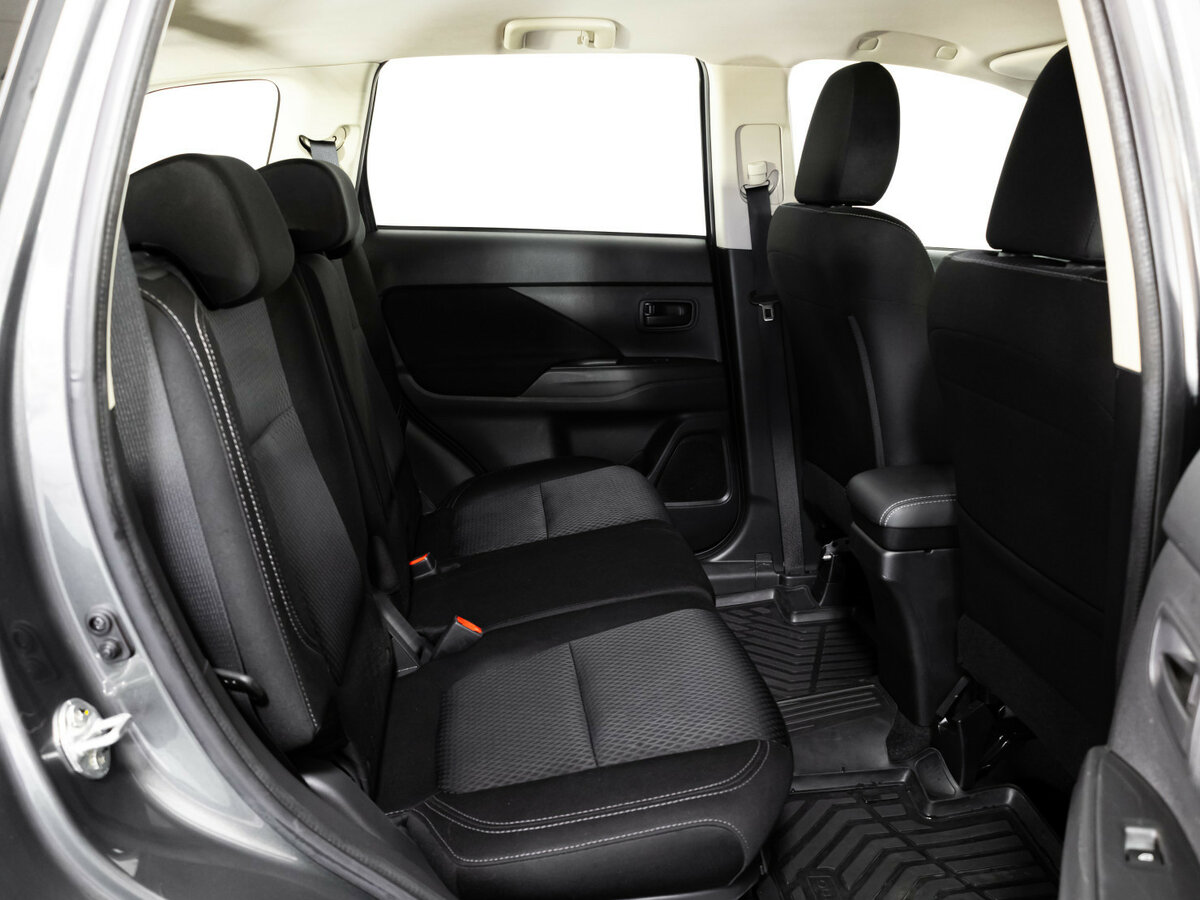 Купить Mitsubishi Outlander III Рестайлинг 3, 2019, 135 789 км, фото №15
