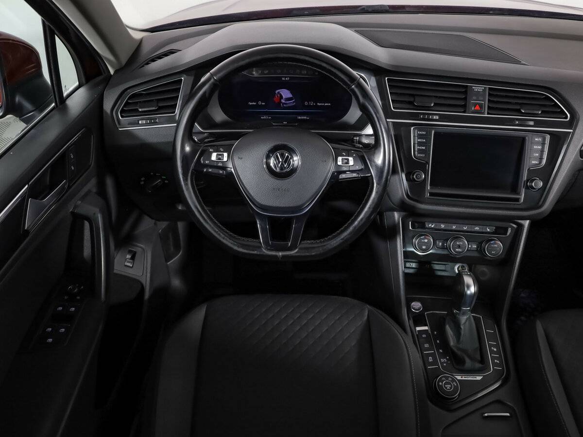 Купить Volkswagen Tiguan II, 2017, 184 995 км, фото №8