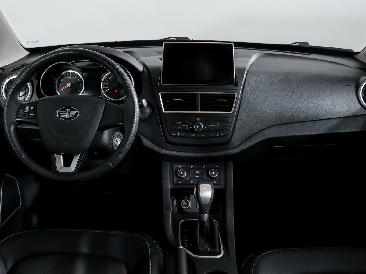Купить FAW Besturn X40 I, 2021, 91 614 км, фото №10