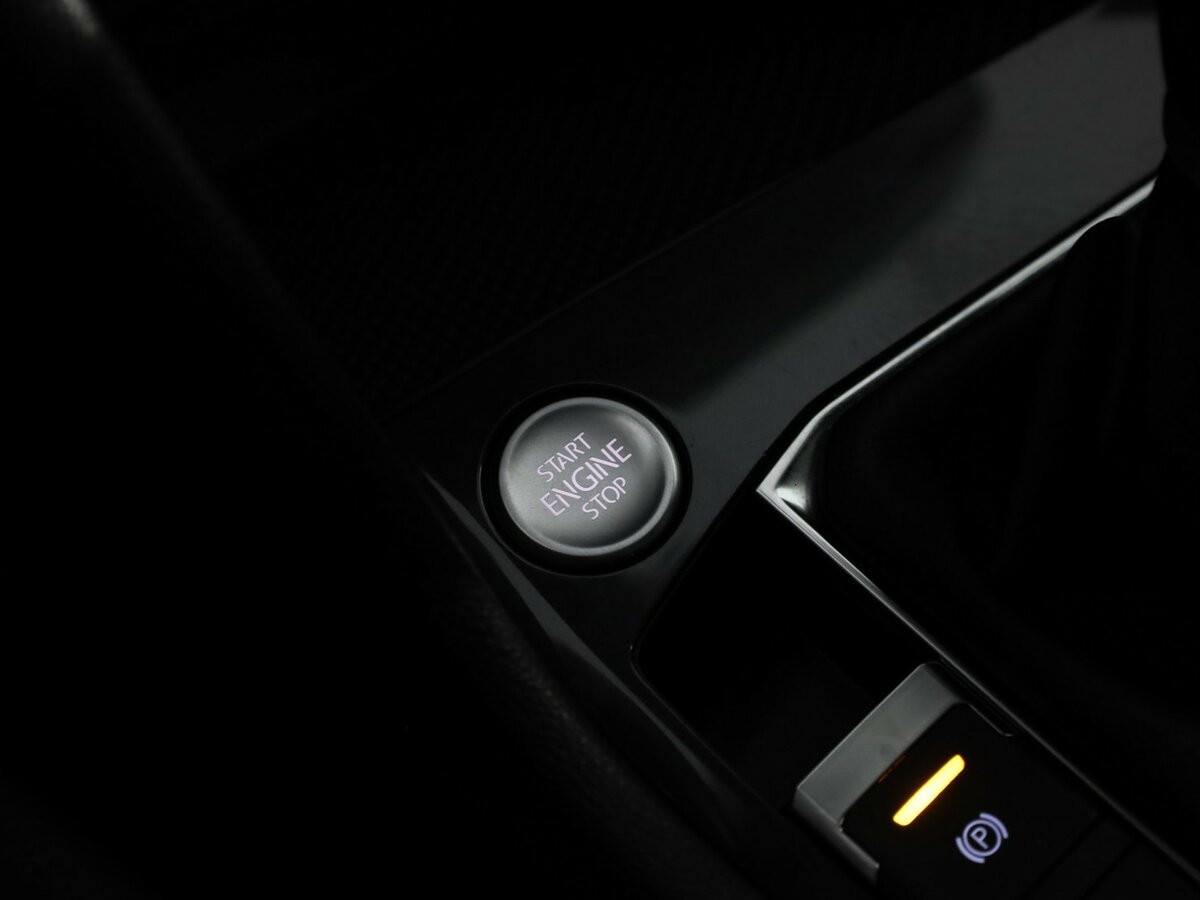 Купить Volkswagen Tiguan II Рестайлинг, 2021, 103 000 км, фото №28